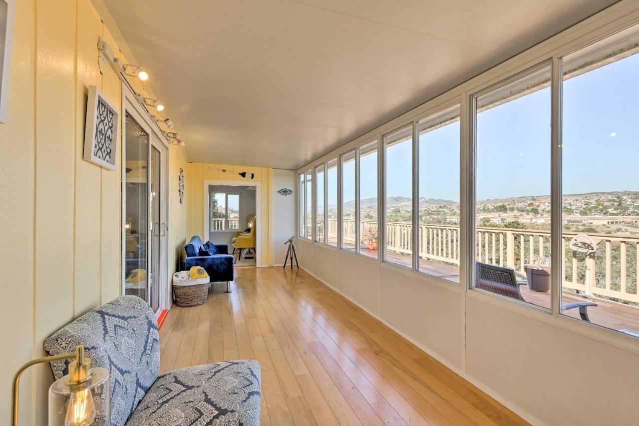 Вилла Retro House With Deck And Arroyo Grande View Экстерьер фото